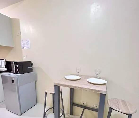 Sweden's Tiny 2, Unit