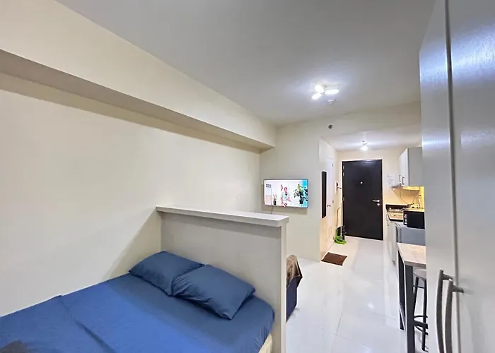 Sweden's Tiny 2, Unit Manila