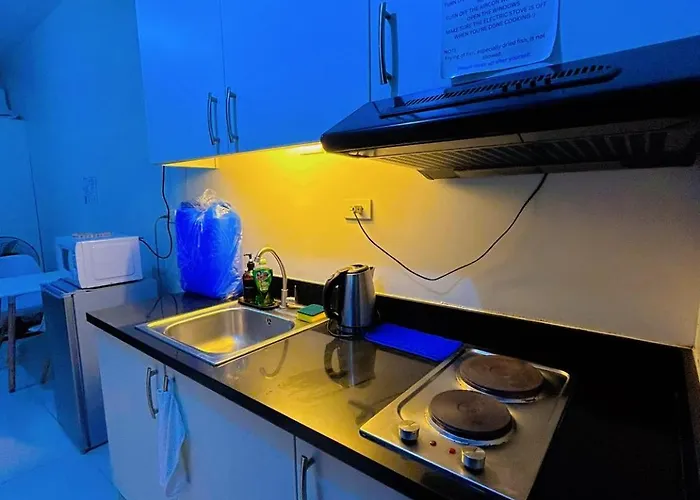 Sweden's Tiny 2, Unit * Manila