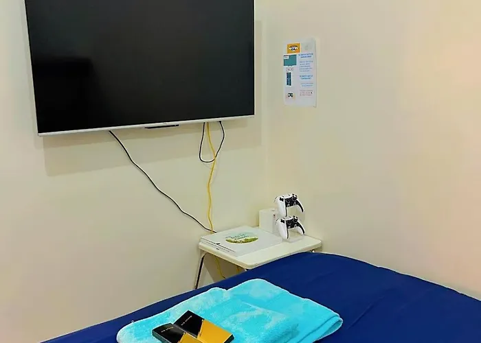 Sweden's Tiny 2, Unit * Manila
